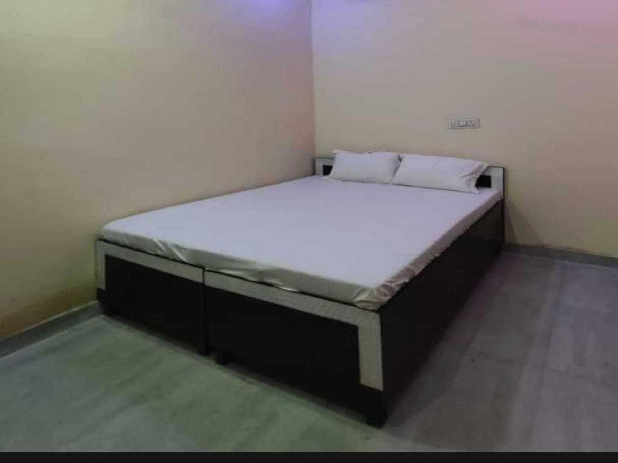 Hotel O G Hotel Happy Home Alīgarh Eksteriør bilde